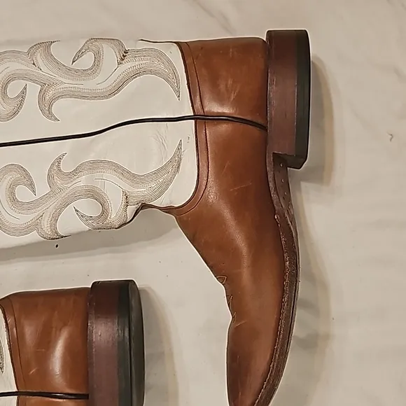 Western boots 100% leather white &amp; brown square toe sz 11 D
