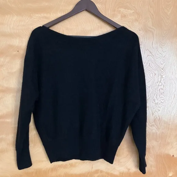 White   Warren Black Boat Neck Cashmere Sweater