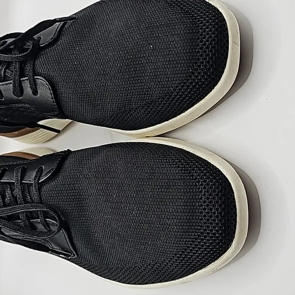 Wolf &amp; Shepherd Swiftknit Plain Toe Derby Women's Sneaker Size 8