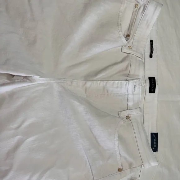 Woman’s NEW White Talbots slimming crop flare jeans