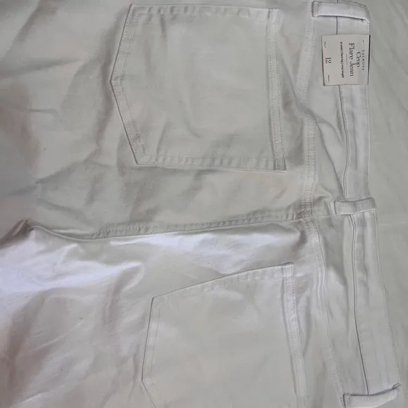 Woman’s NEW White Talbots slimming crop flare jeans