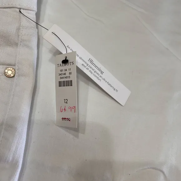 Woman’s NEW White Talbots slimming crop flare jeans