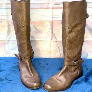 Woman’s sz 9 leather over the calf heeled boots by The Frye Company