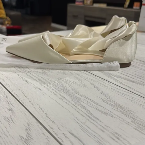 Women's Cream Satin Ballet Flats