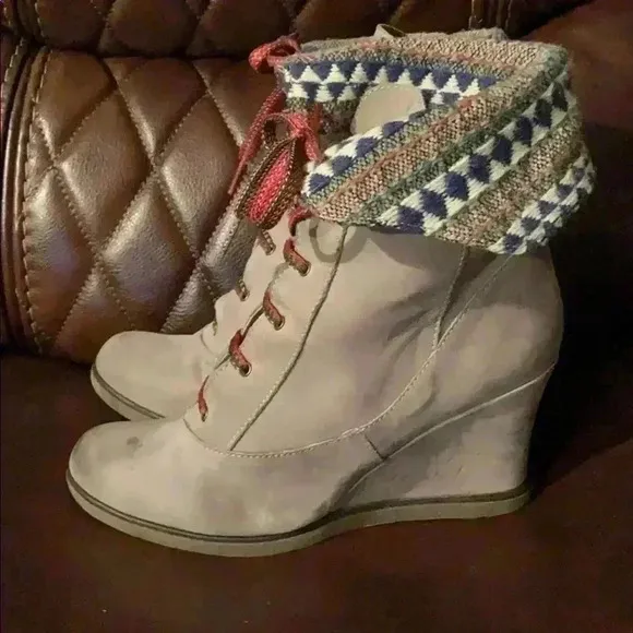 Women’s grey buckskin leather wedge boots size 8.