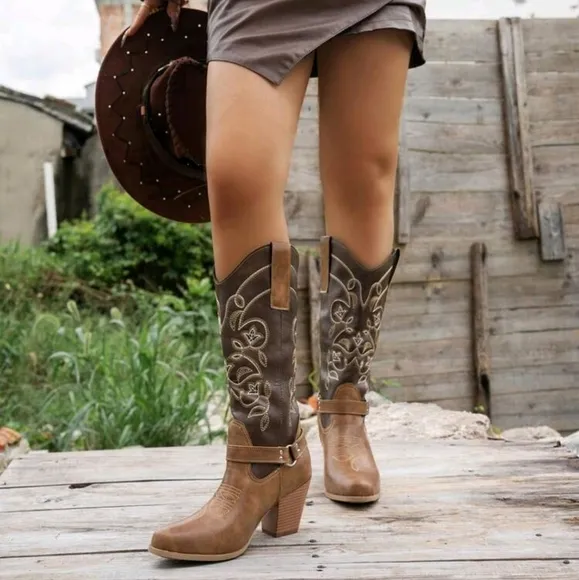 Women's New Embroidered Western Boots, Fashionable Floral Embroidered