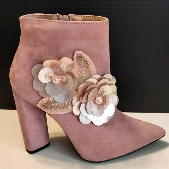 Women's Size 6 QUPID Suede Side Zip Sequined Heeled Ankle Boots Pink Booties NEW