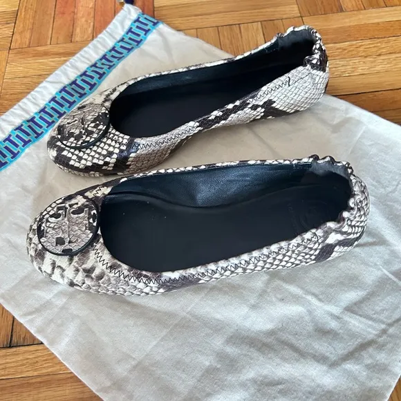 Women's Snakeskin Ballet Flats