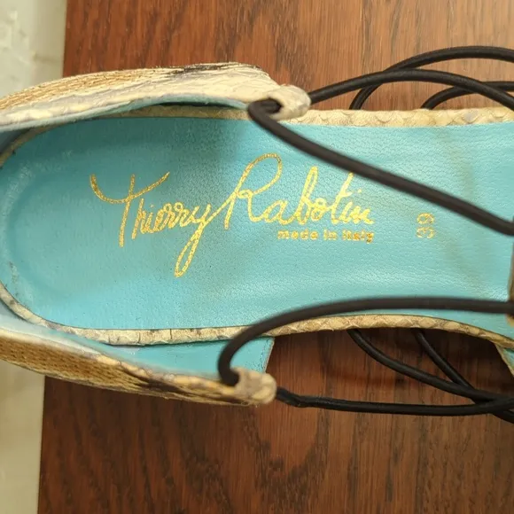 WORN ONCE Thierry Rabotin Leather Snakeskin Print Caged Flats Size EU 39 US 8.5
