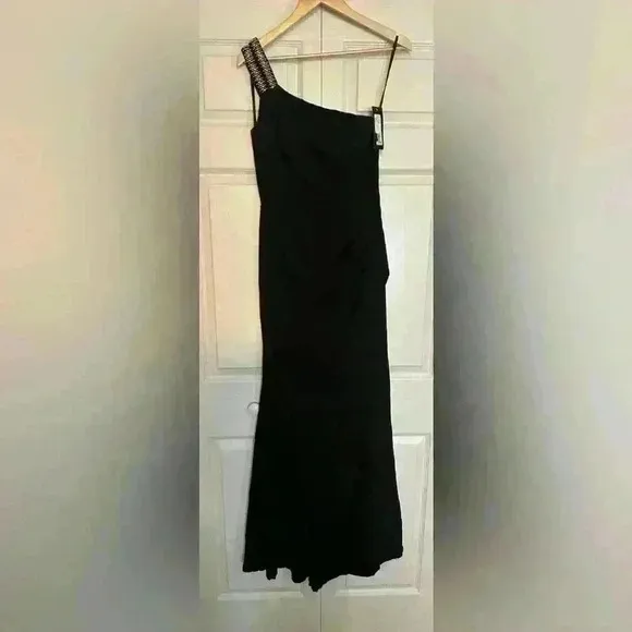 Xscape Rhinestone Strap Gown Size 6 NWT