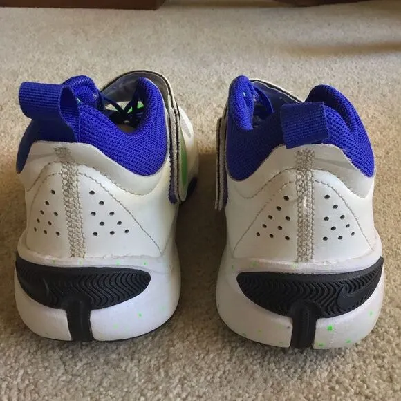 Youth Nike Team Hustle D11 Low Green Strike Racer Blue 2023