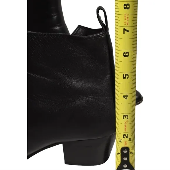 YSL Saint Laurent Black Leather Side Zip Ankle  Boots SZ 38 Made in Italy