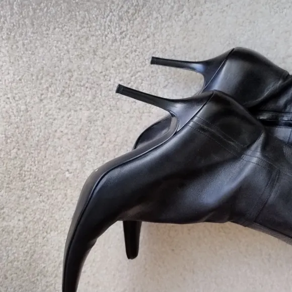 Zara Black Leather Over-the-knee Boots Size 39/ 8.5-9