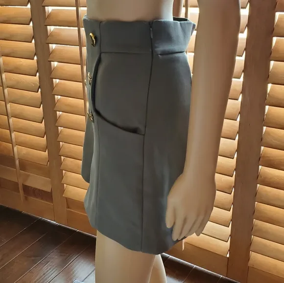 ZARA High Waisted Shorts Sz small