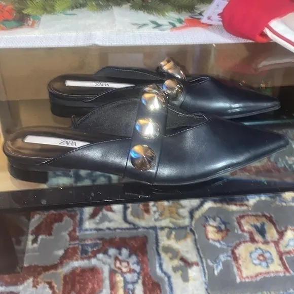 ZARA STUDDED POINTED FLATS / MULES BLACK &amp; GOLD