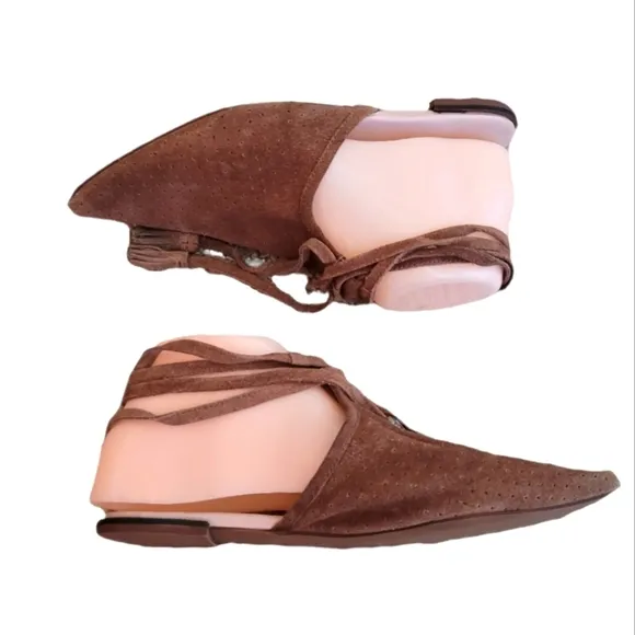 Zara Trafaluc - Suede Lace-up Pointed Toe Flats