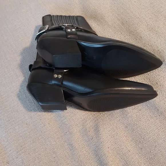 ZARA Women's Black Leather Ankle Western Boots Sz 6