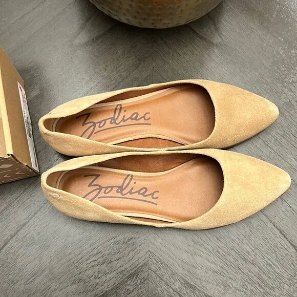 ZODIAC Women's Hill Pointed Toe Flats Women's Shoes In Sand